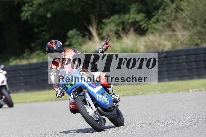 Archiv-2025/42 07.08.2025 Peter Studer Girls Day ADR/Gruppe pink/247